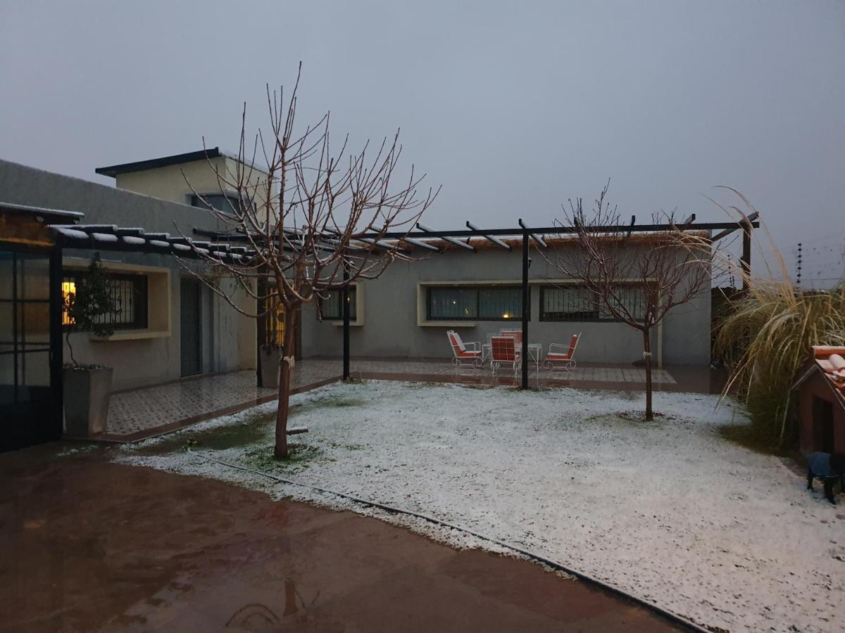 Casa Al Pie De Los Andes Lujan de Cuyo Esterno foto